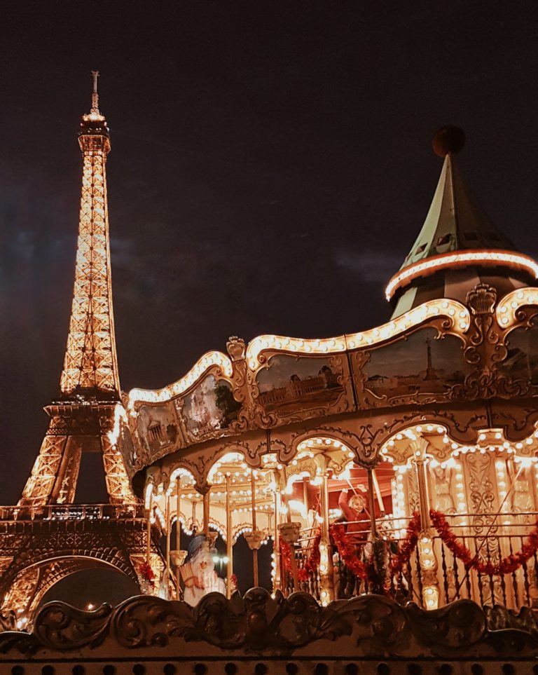 Passare il Natale a Parigi: musei aperti, dove mangiare e tanta atmosfera